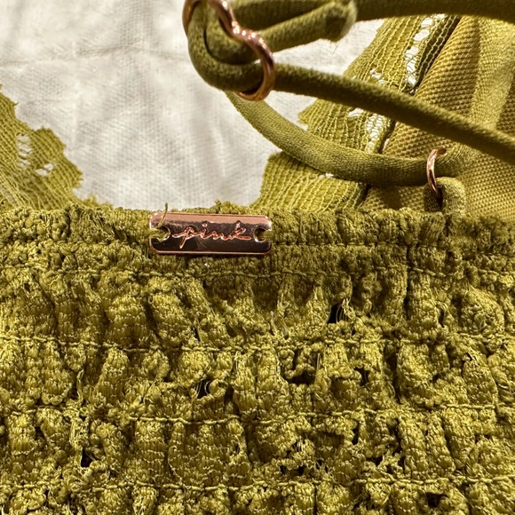 VS Pink bralette New - Picture 3 of 3